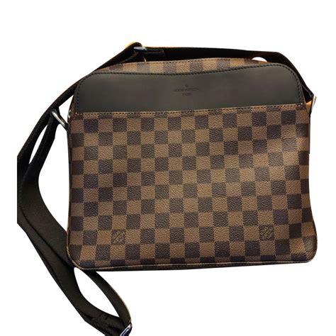 sac en bandoulière louis vuitton homme|sac bandoulière homme.